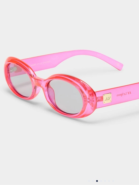 Le Specs Work It! In Hyper Pink New main image 5